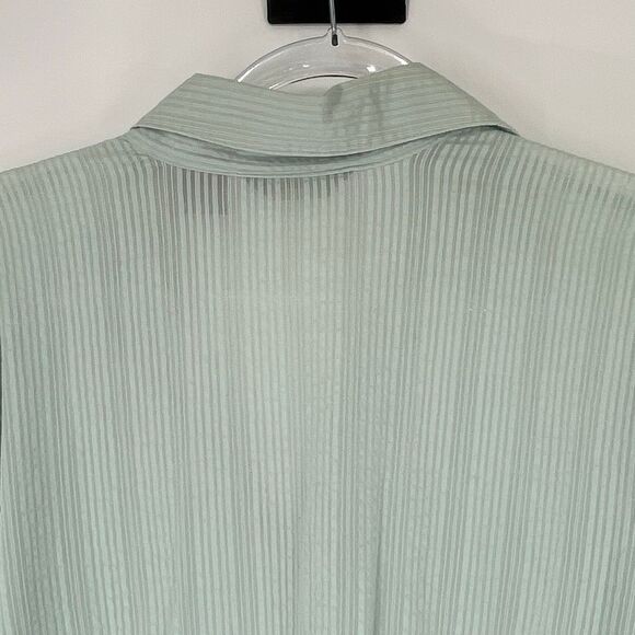 EDDIE BAUER Women’s Long Sleeve Top L Green Textured Cotton Split Neck Button - Picture 10 of 12